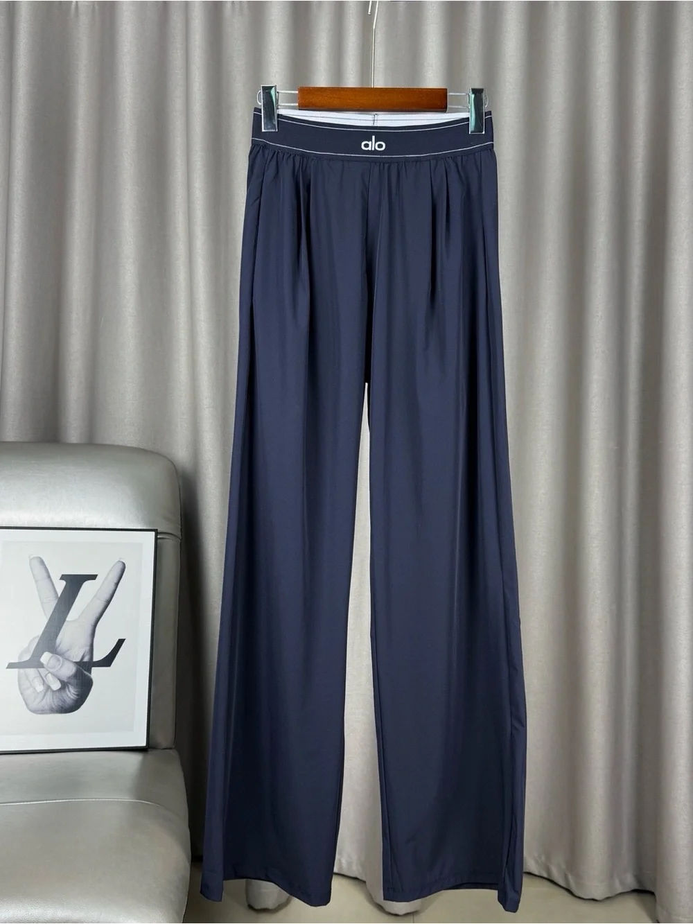 ALO Yoga Navy Wide-Leg Straight Pants